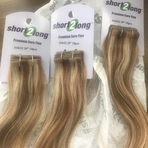 Human hair extensions 20” blonde with low lights